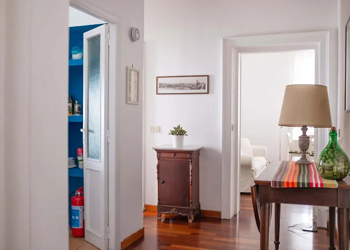 Interno 16, Experience With Us - Comfort And Relax! * Rom